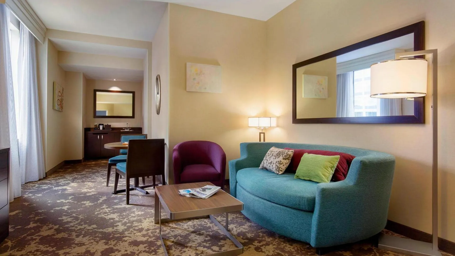 Courtyard By Marriott Portland City Center Hotel