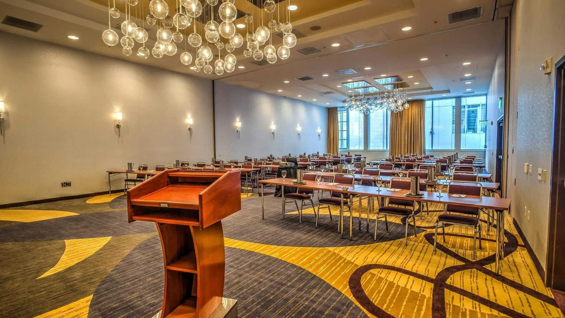 Hotel Courtyard By Marriott Portland City Center